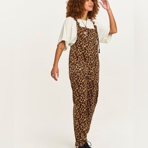 Lucy and Yak corduroy cheetah dungarees aka overalls. NWT